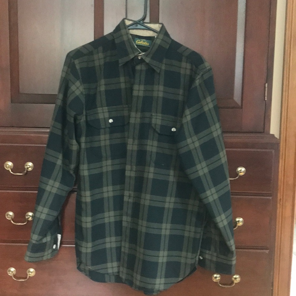 Cabela’s Men’s plaid button down shirt